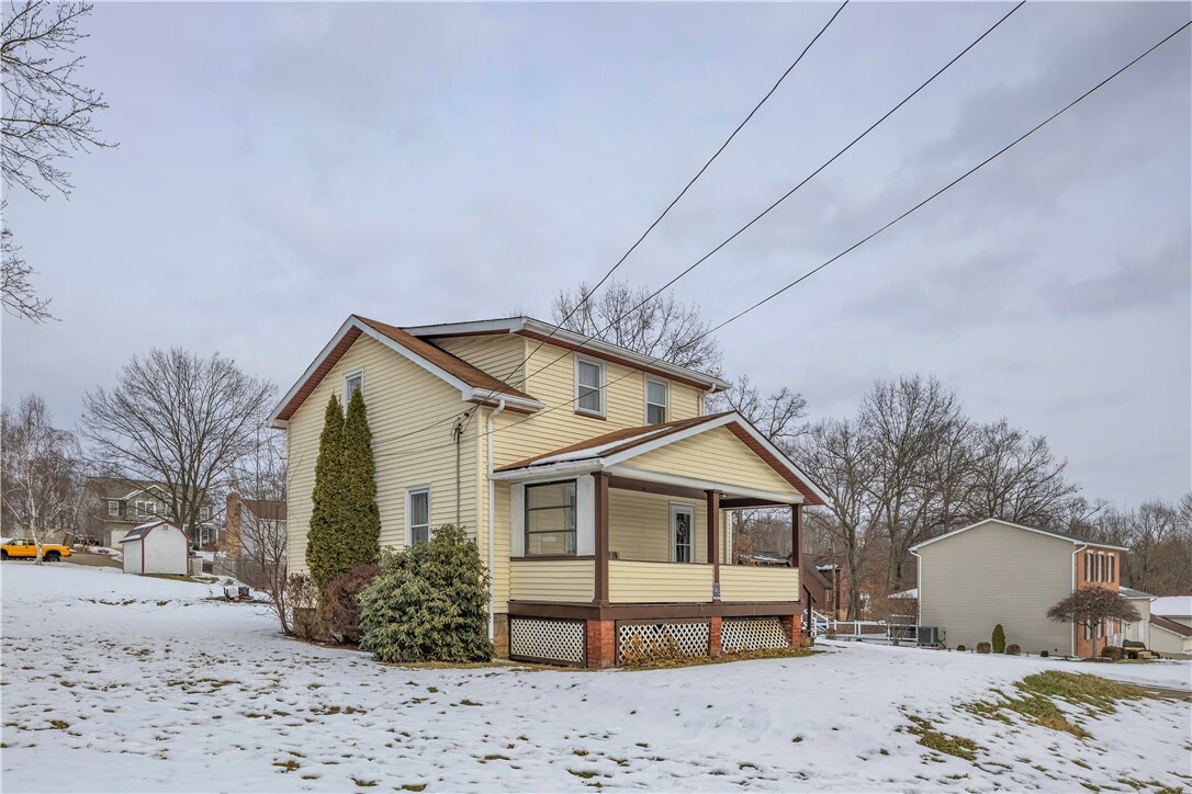 Property Photo:  245 Ren Lee Ave  PA 16117 