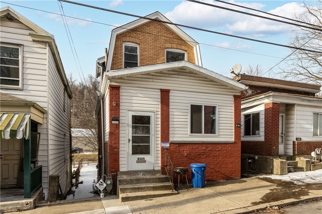 Property Photo:  8325 Bricelyn St  PA 15221 