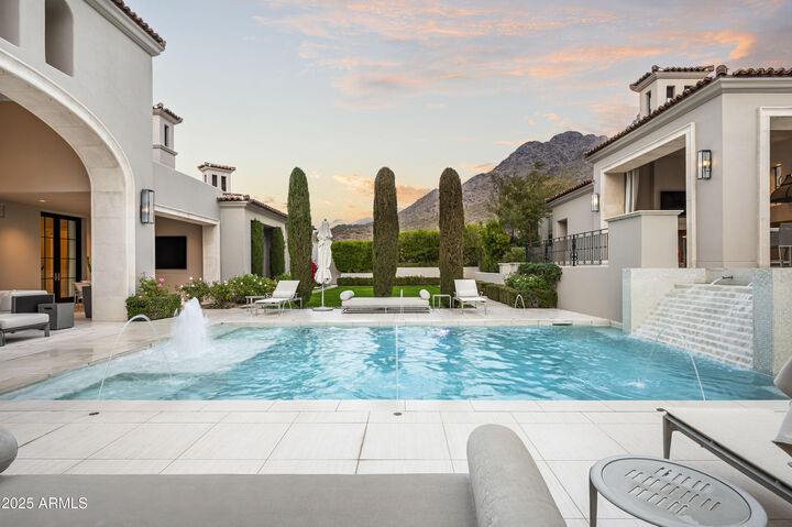 Property Photo: 21487 N 110th Place AZ 85255