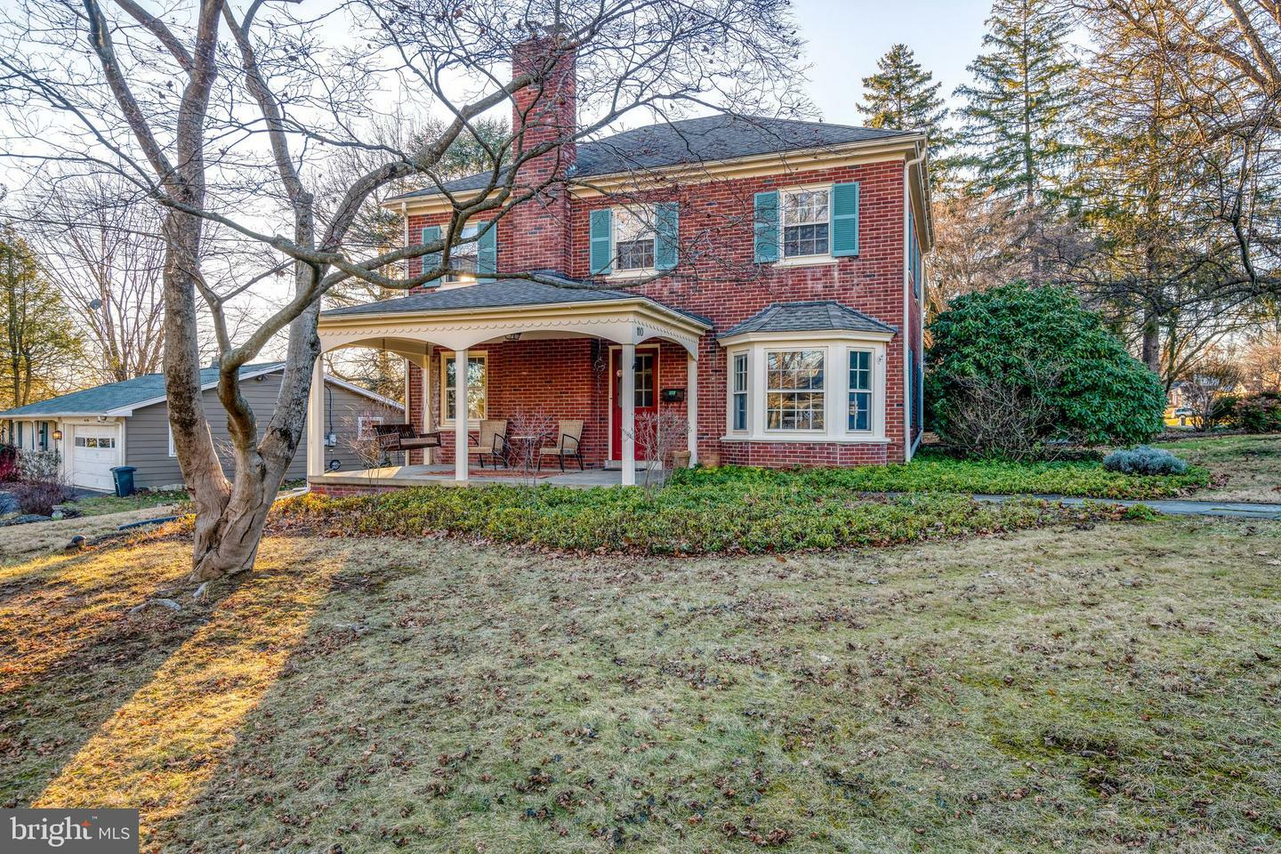 Property Photo:  110 N Yale Avenue  PA 17603 