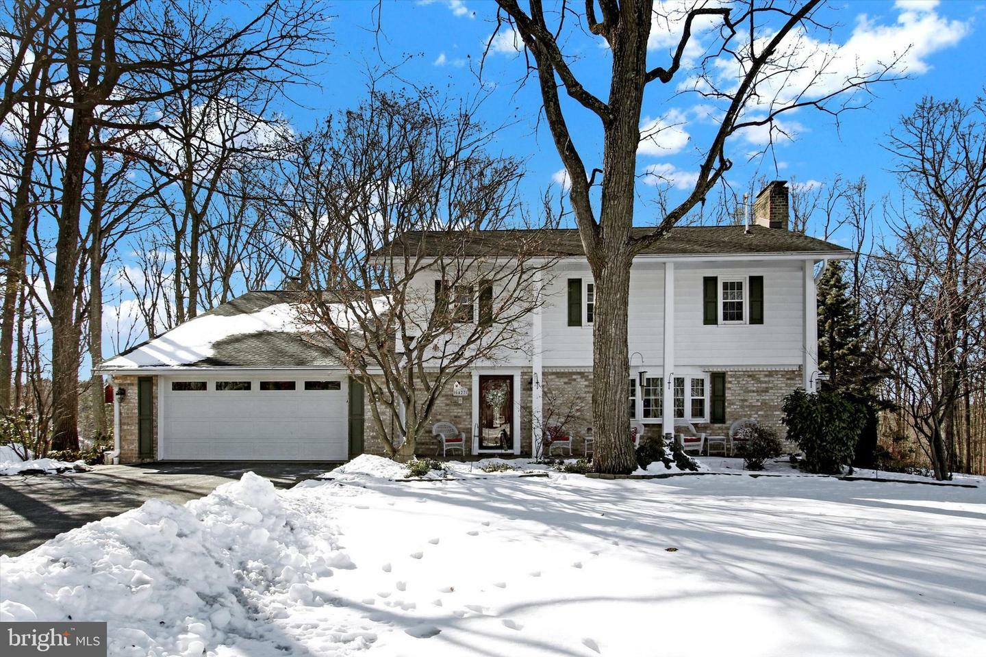 Property Photo:  5427 Blue Hill Road  PA 17329 