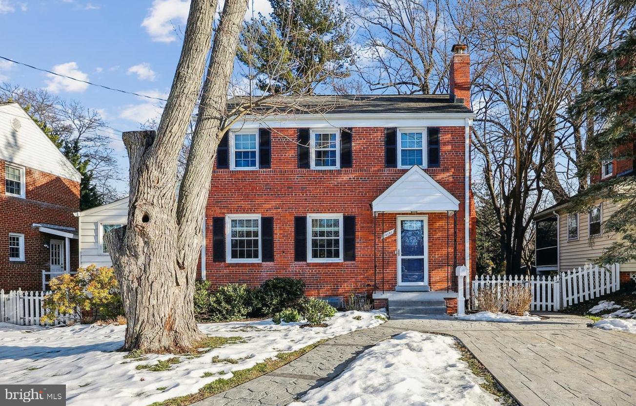 Property Photo: 10121 Markham Street MD 20901