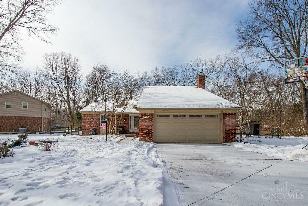 Property Photo:  8687 Creekwood Drive  OH 45039 