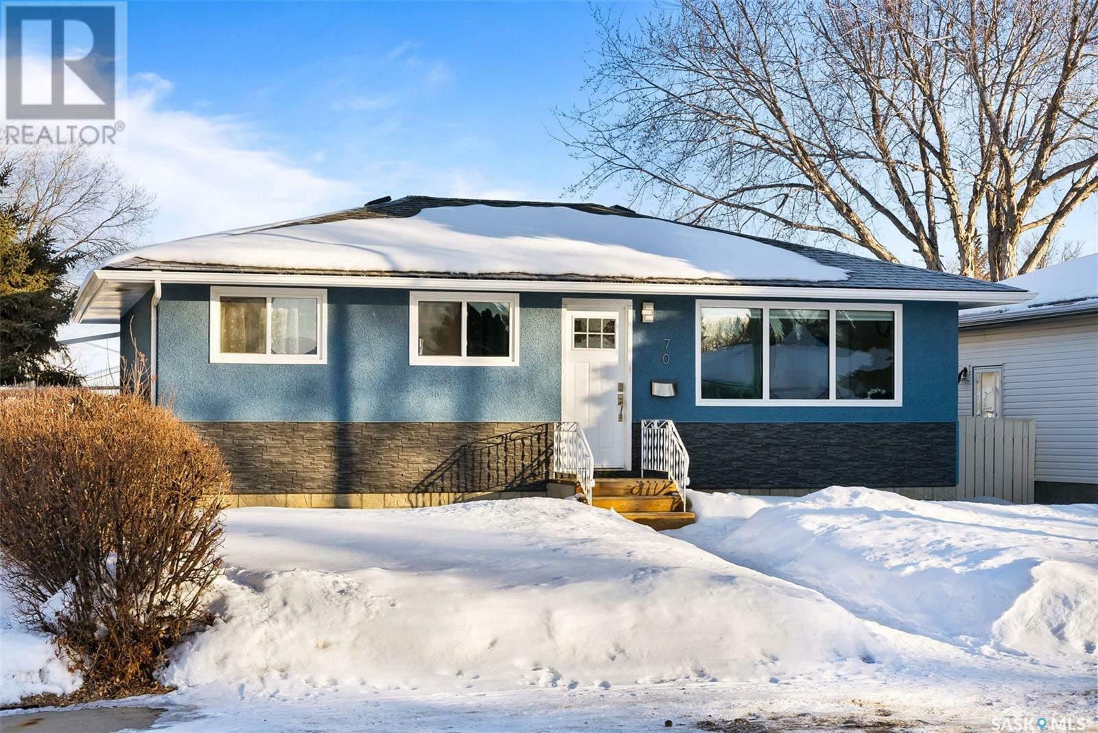 Property Photo:  70 Straub Crescent  SK S4T 6S6 