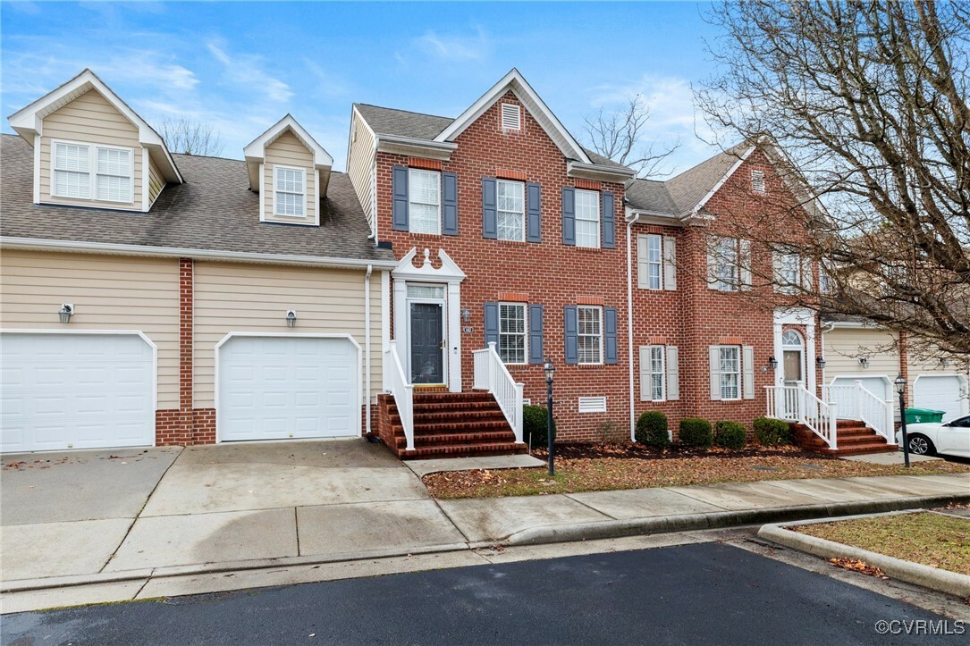 Property Photo: 102 Creekridge Place VA 23834