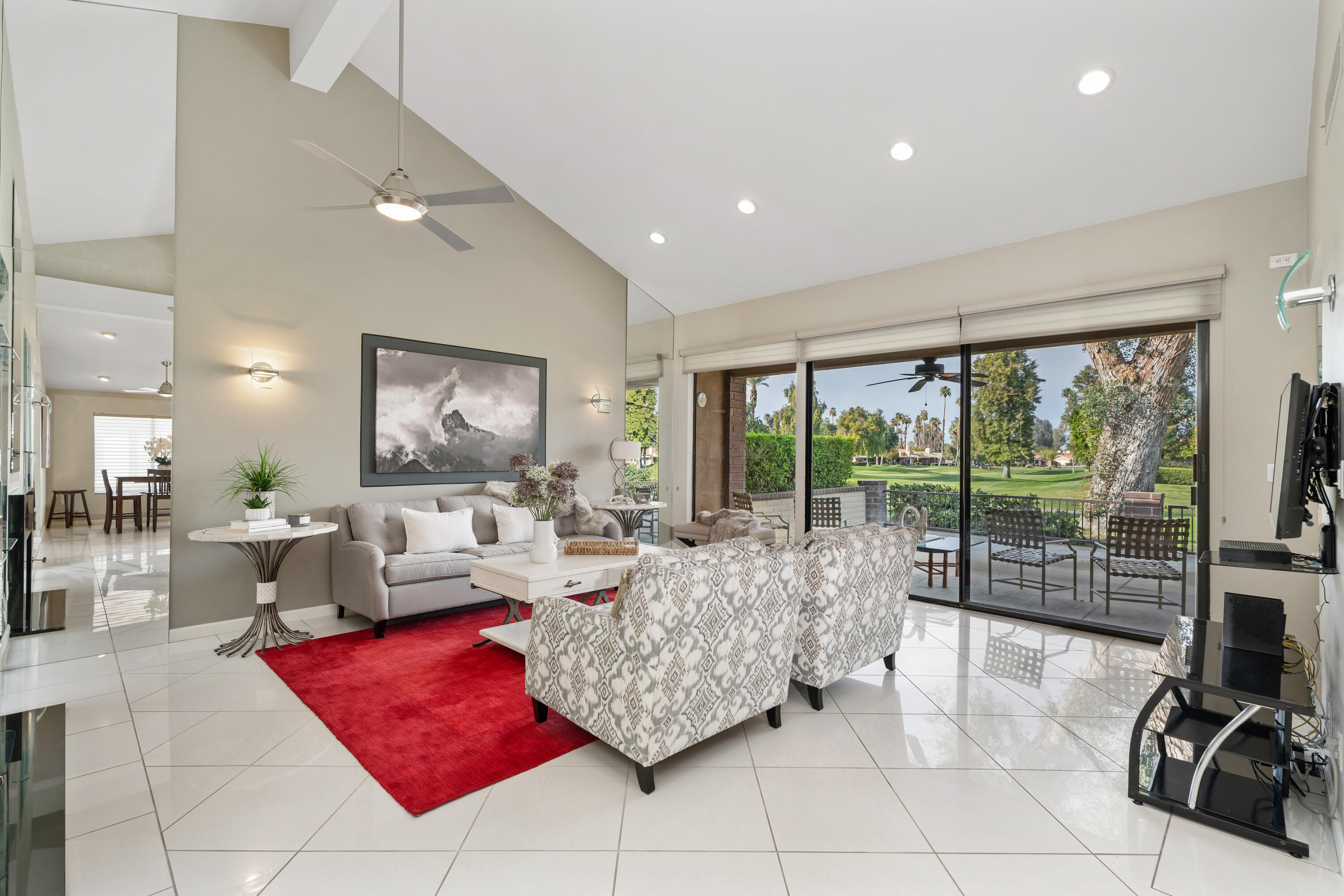 Property Photo: 148 Castellana S CA 92260