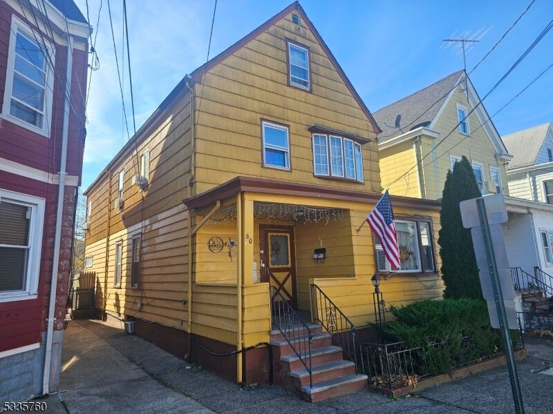 Property Photo:  60 Murray Ave 2  NJ 07501 