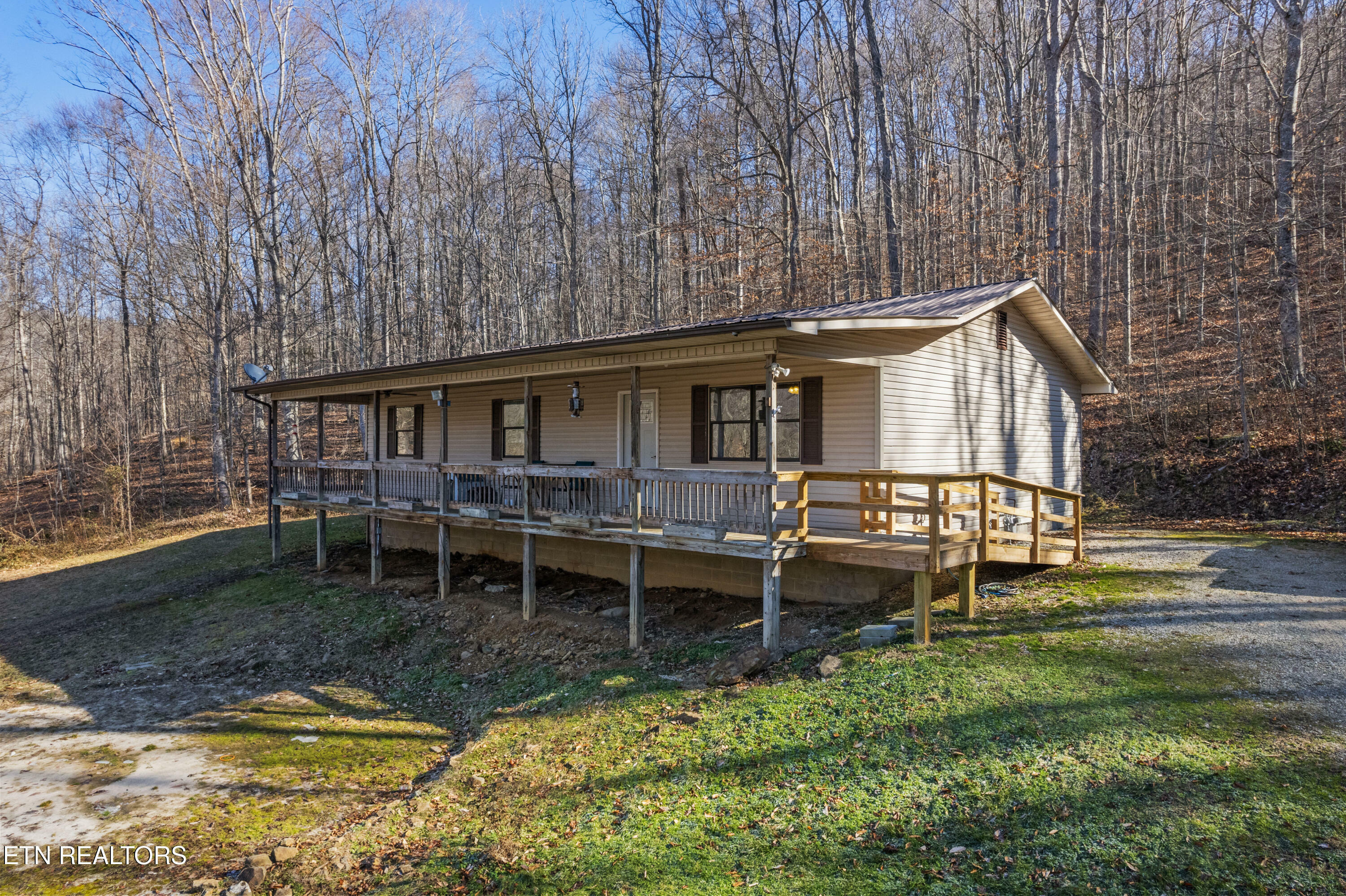 Property Photo:  4698 Straight Fork Rd  TN 37847 