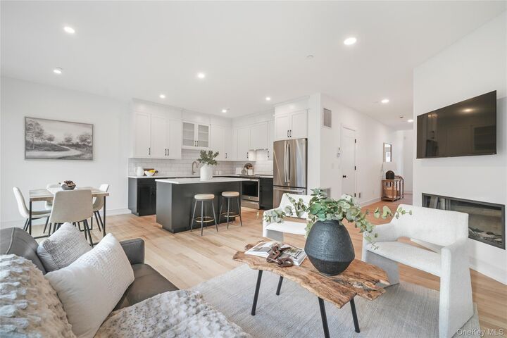 Property Photo:  2040 Crompond Road 21  NY 10598 