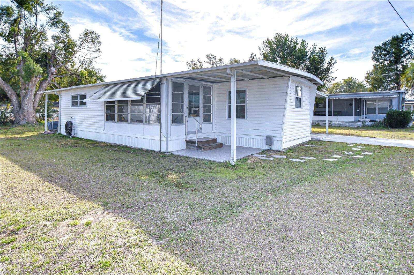 Property Photo:  37418 Hammond Drive  FL 33541 