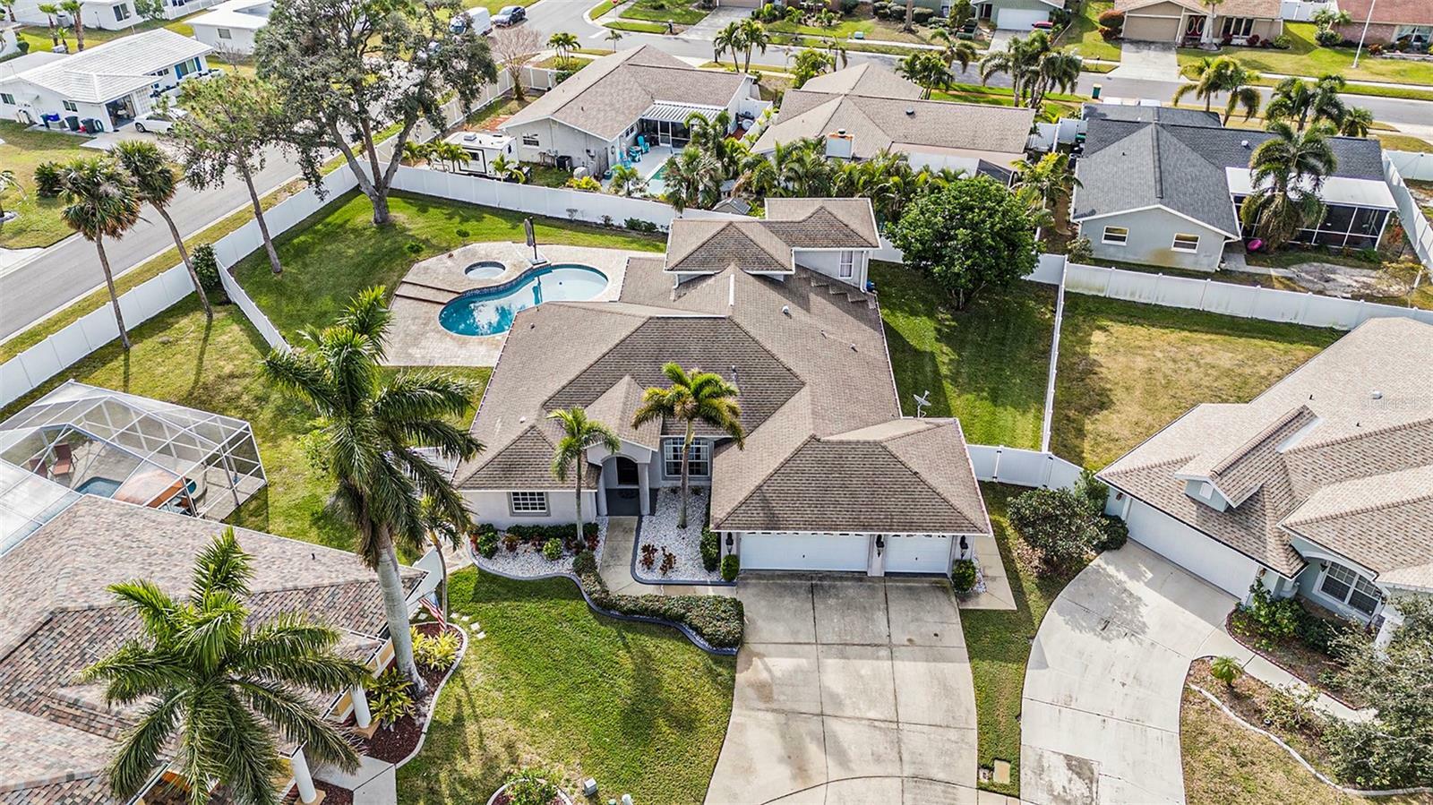 Property Photo:  9203 Sea Oaks Court  FL 33776 