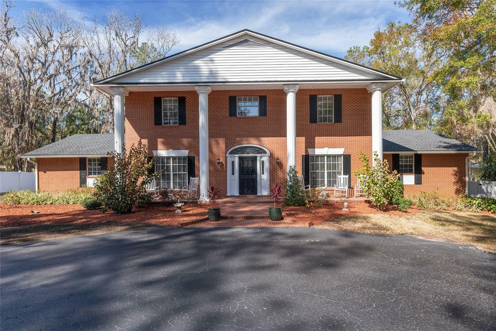 Property Photo: 2942 SW 68th Lane FL 32608