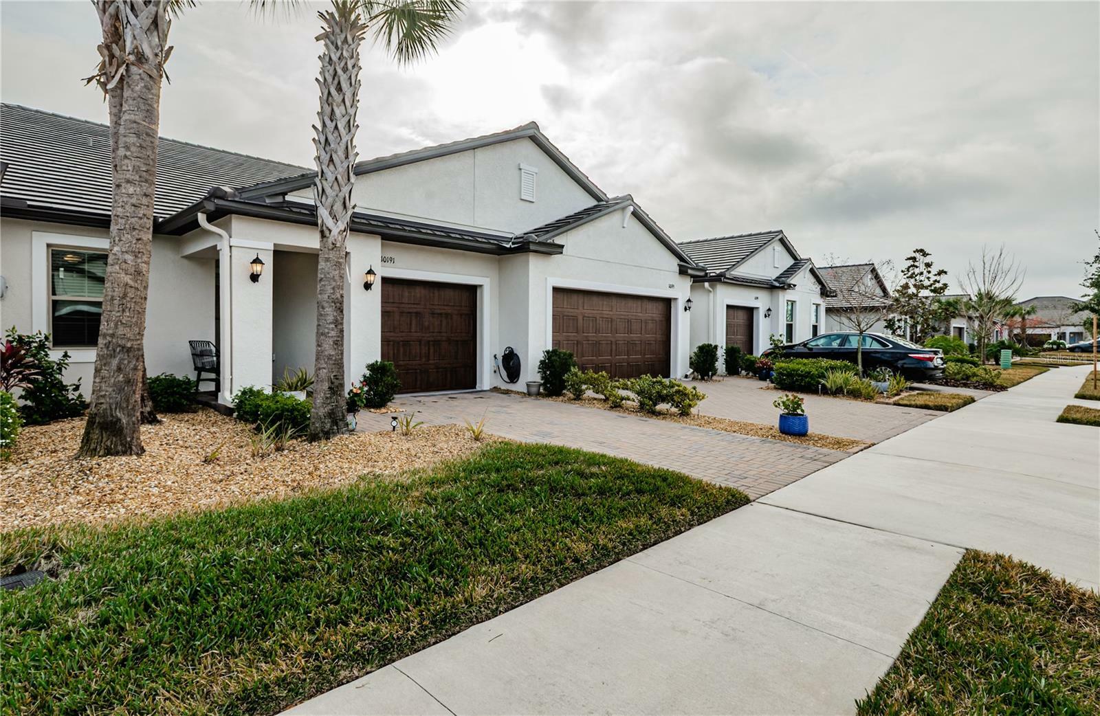 Property Photo:  10191 Echo Dock Loop  FL 33576 