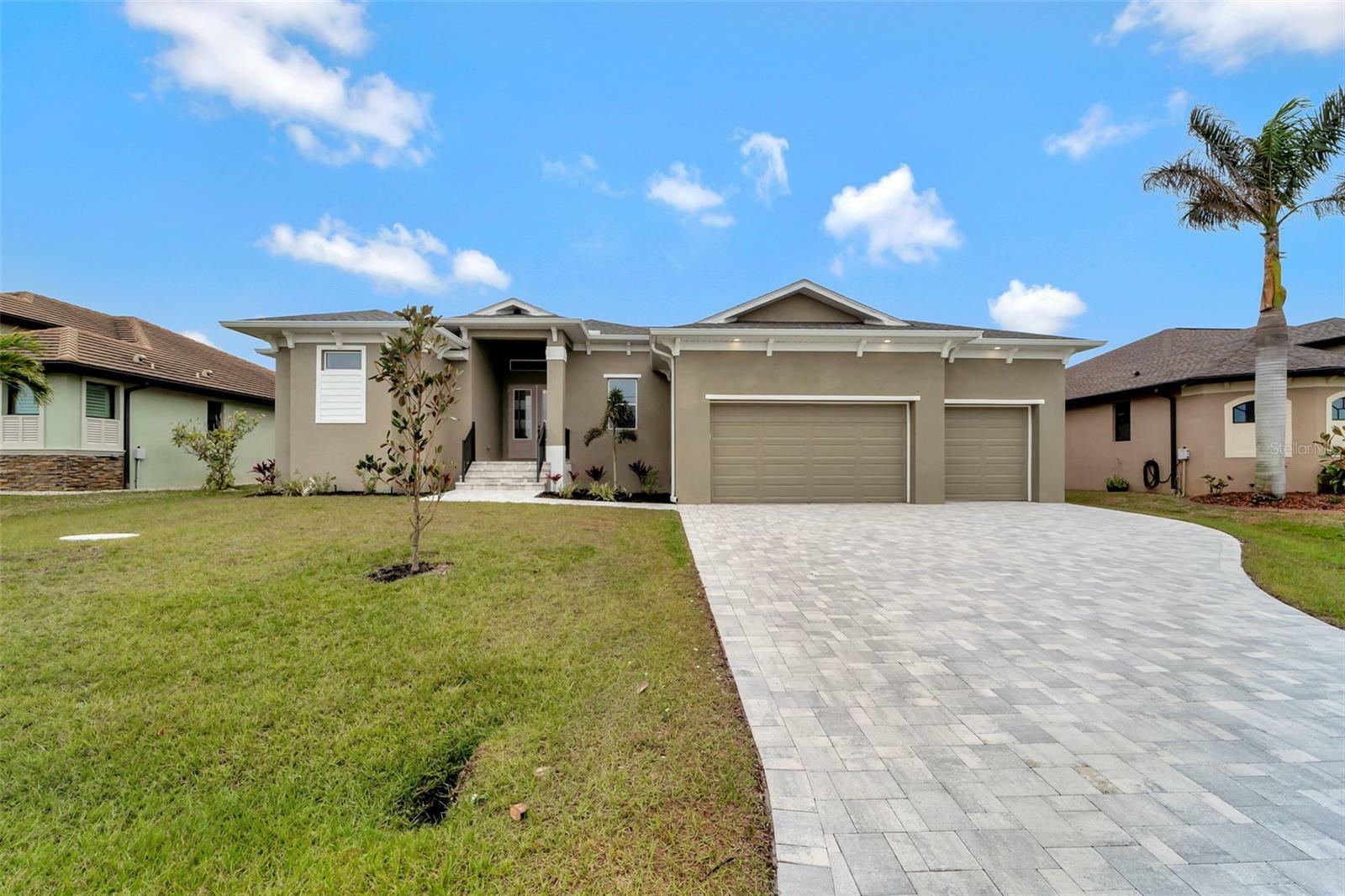 Property Photo: 10508 McAlester Circle FL 33981