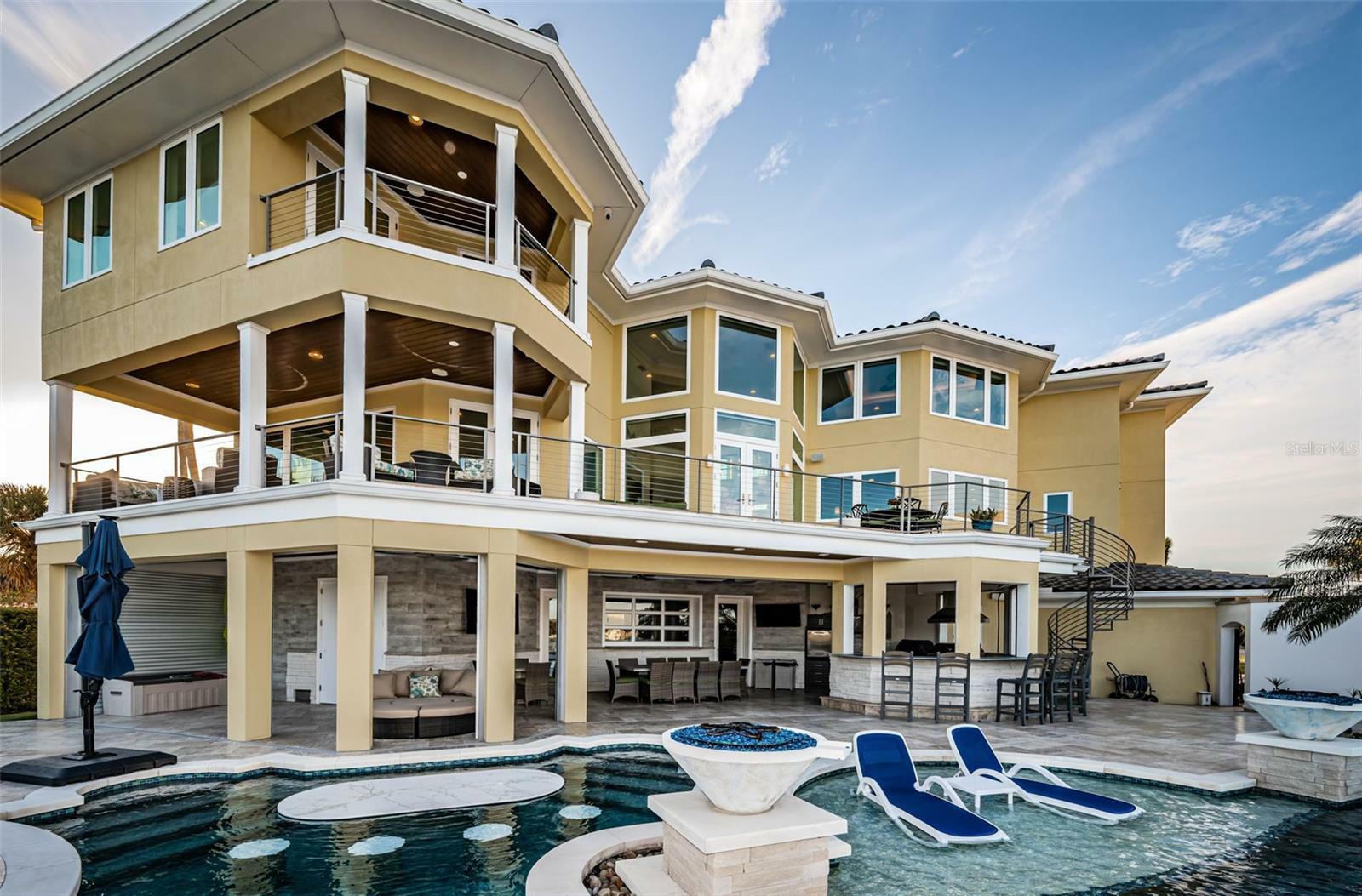 Property Photo: 335 Bath Club Boulevard S FL 33708