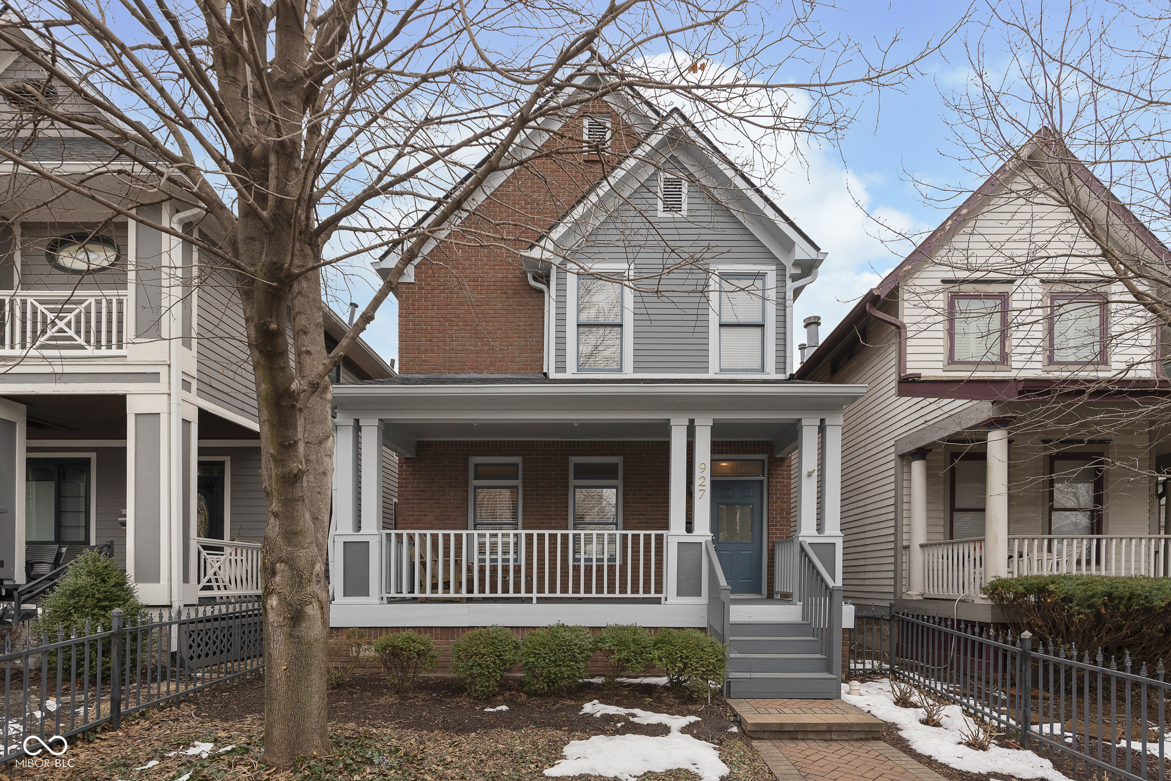 Property Photo:  927 Broadway Street  IN 46202 