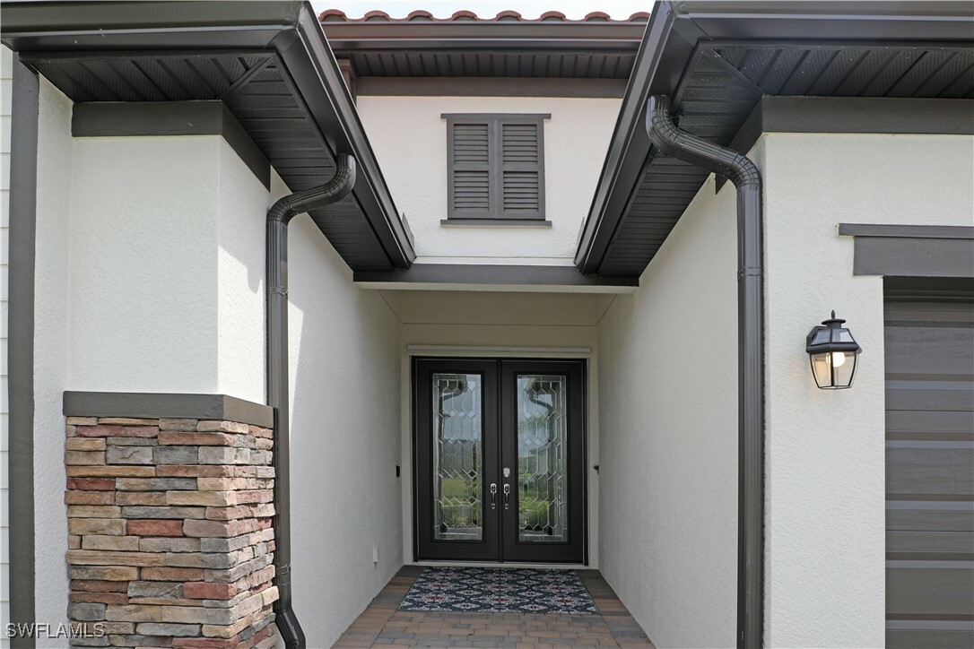 Property Photo:  11888 Hickory Estate Circle  FL 33913 