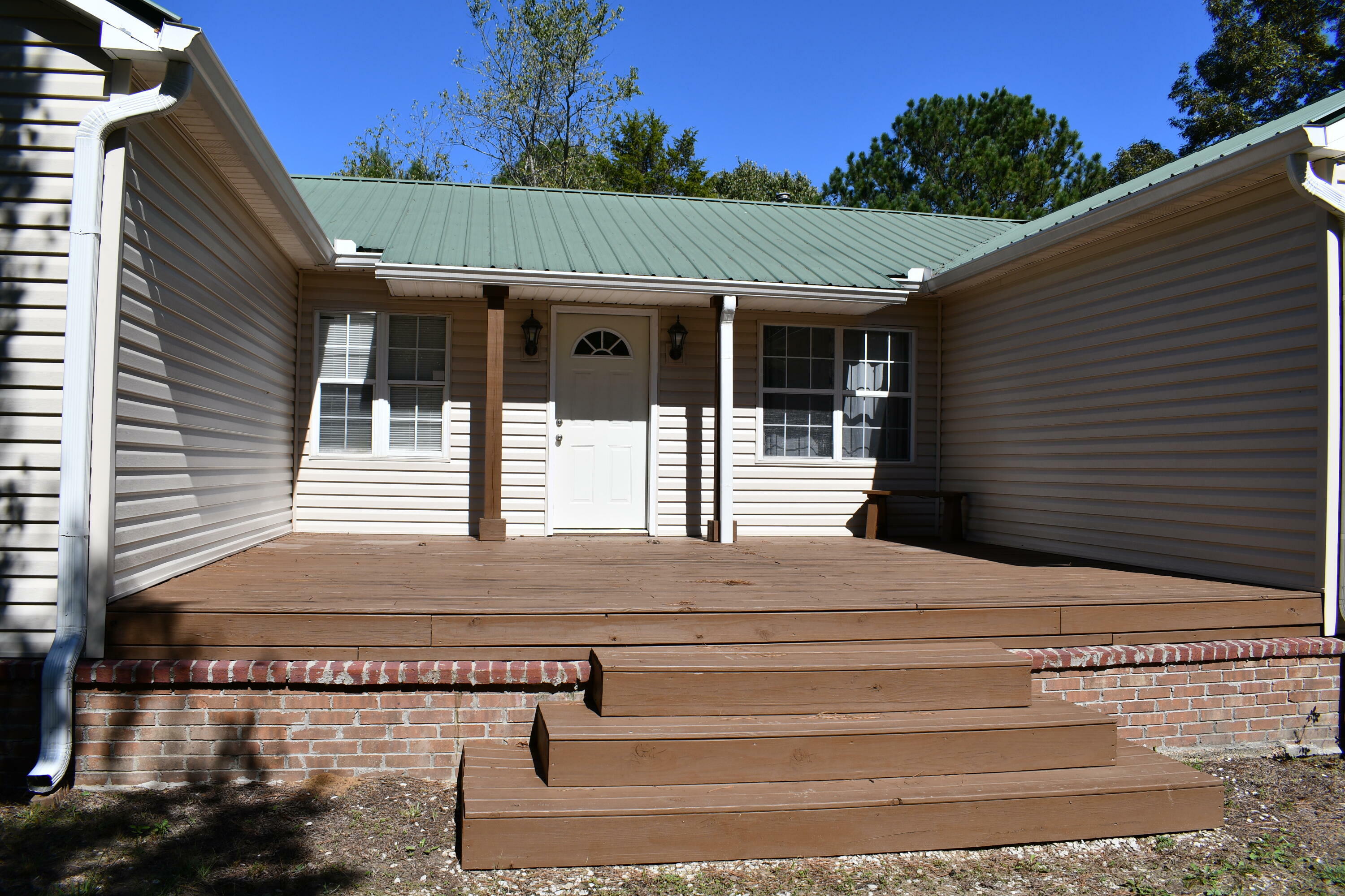 Property Photo:  1019 County Road 327  MS 38652 