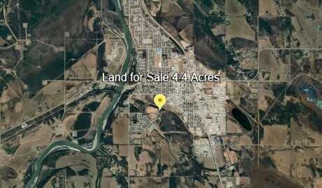 Property Photo: On 54 Street AB T4T 0B5