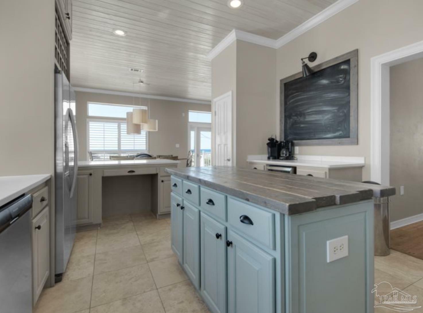 Property Photo: 1315 Ariola Dr FL 32561