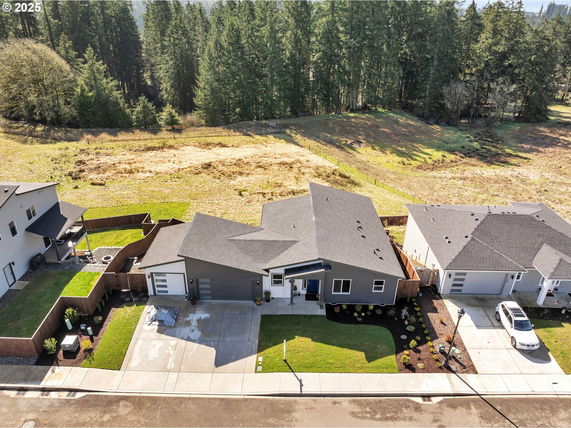 722 W 9th St  La Center WA 98629 photo