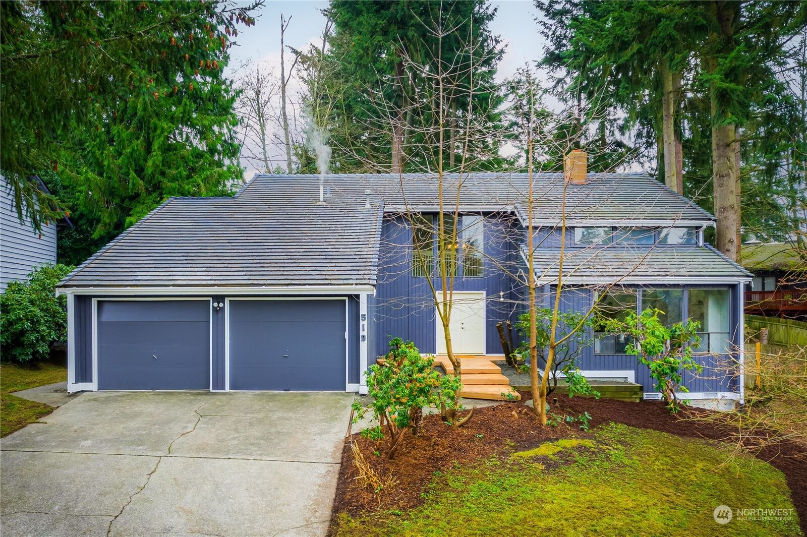Property Photo: 519 SW 328th Court WA 98023