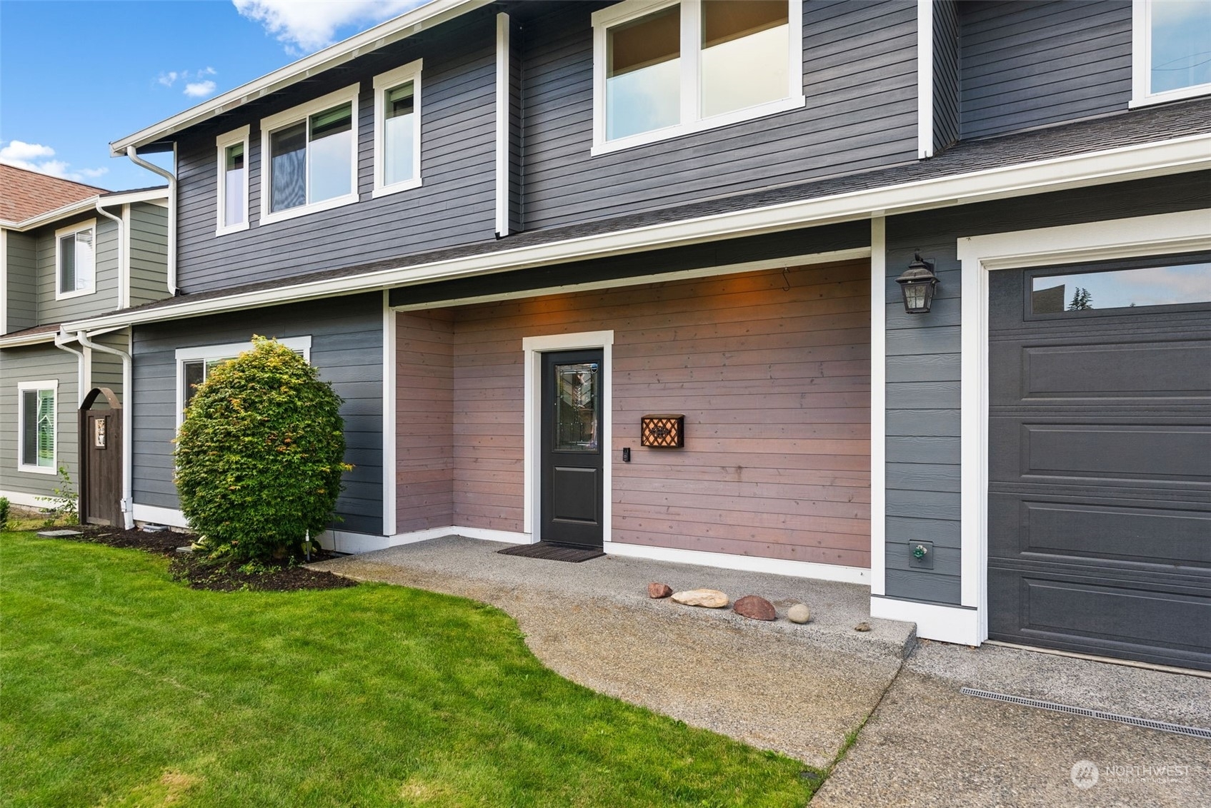 Property Photo:  120 E 52nd Street  WA 98404 