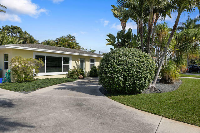 Property Photo:  711 Ocean Inlet Drive  FL 33435 