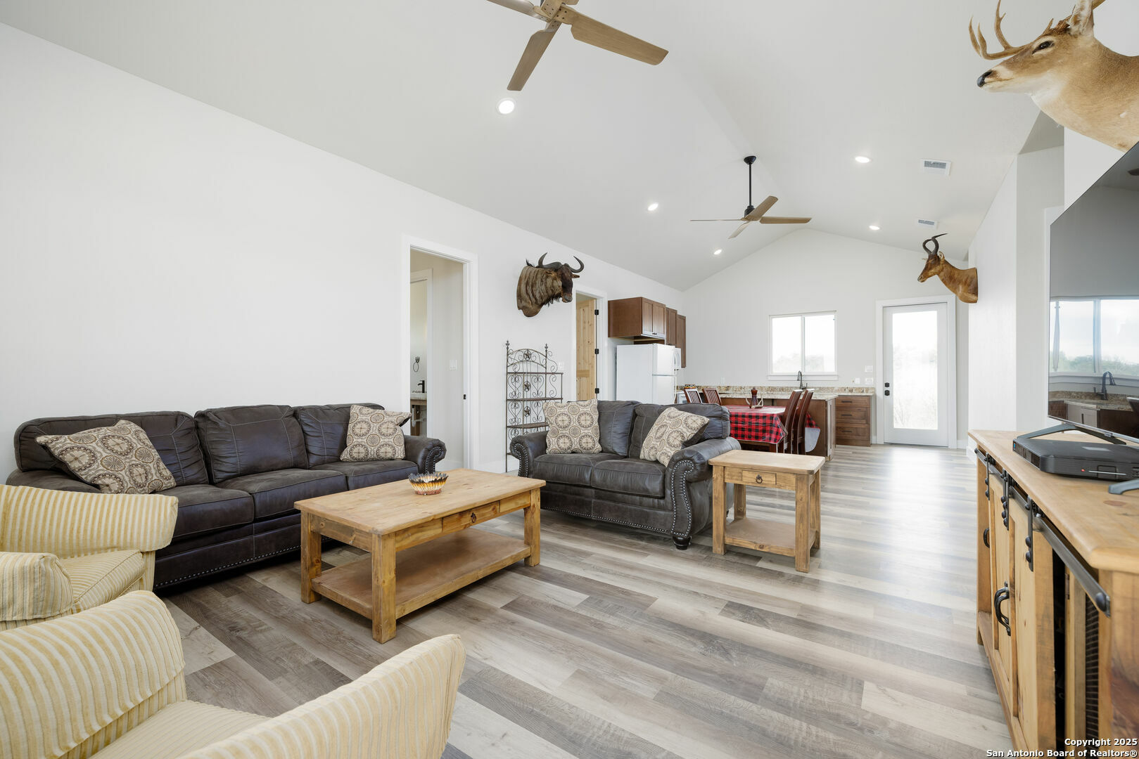 Property Photo: 994 Marburger Rd S TX 78839