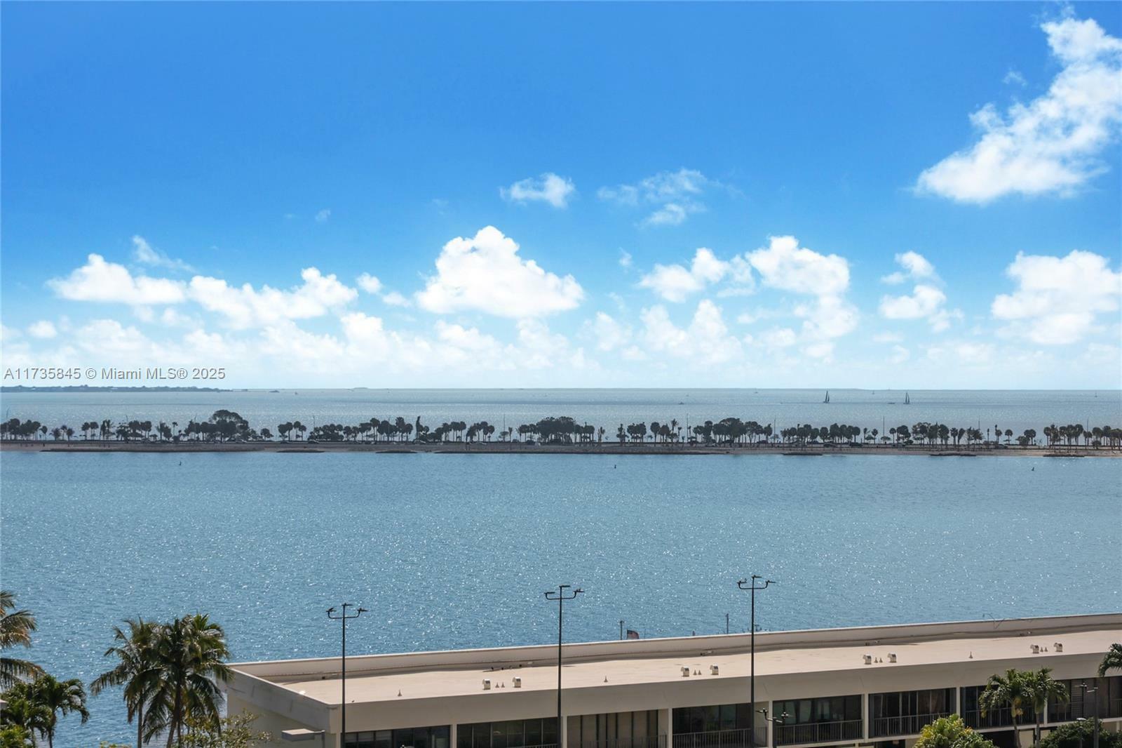 Property Photo:  1901 Brickell Ave B905  FL 33129 