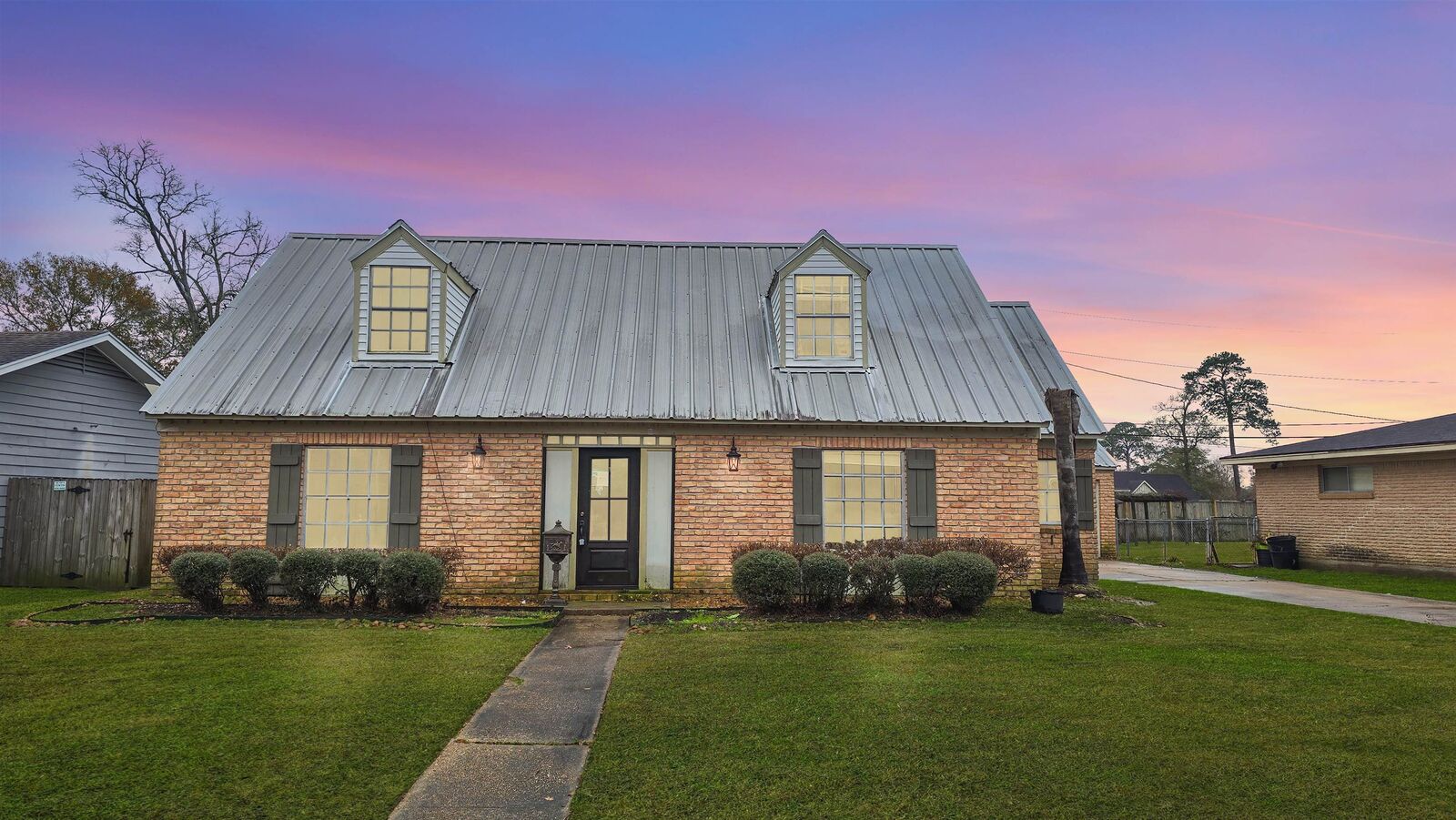 Property Photo:  6275 Westgate Drive  TX 77706 