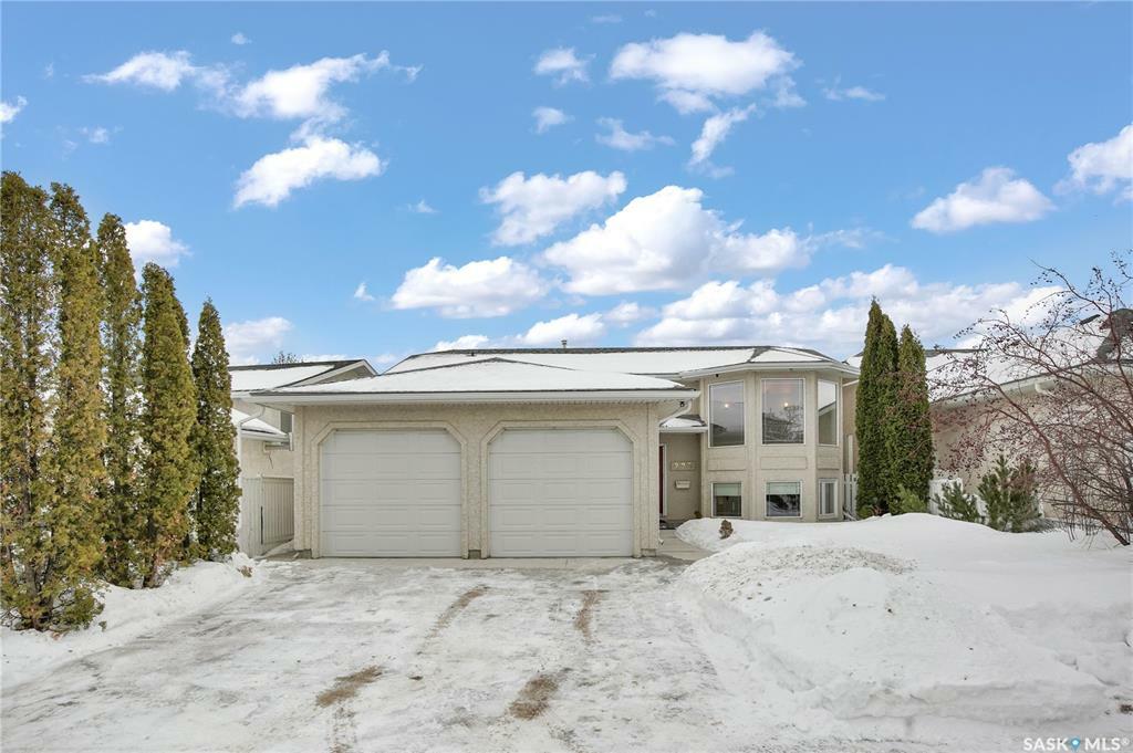 223 Brookmore Lane  Saskatoon SK S7V 1C1 photo