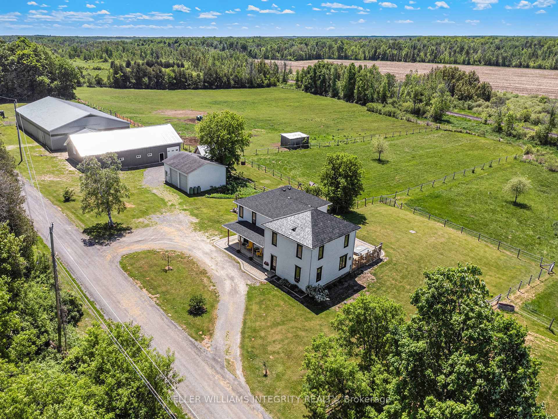Property Photo: 980 Black Rd ON K0G 1T0