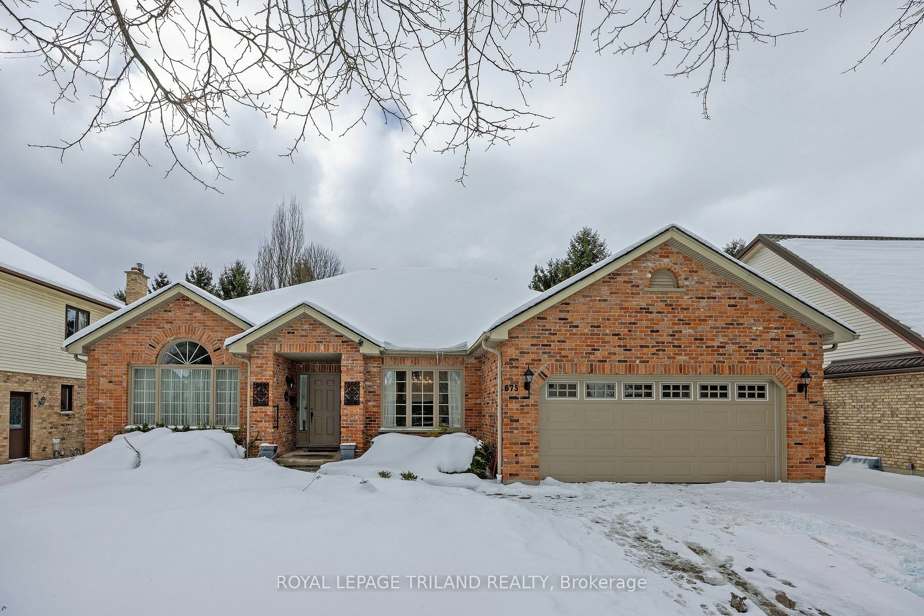 Property Photo:  675 Whitehaven Cres  ON N6G 4V6 