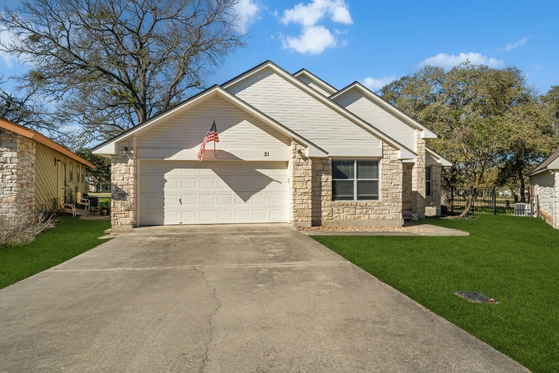 21 Par View Drive  Wimberley TX 78676 photo
