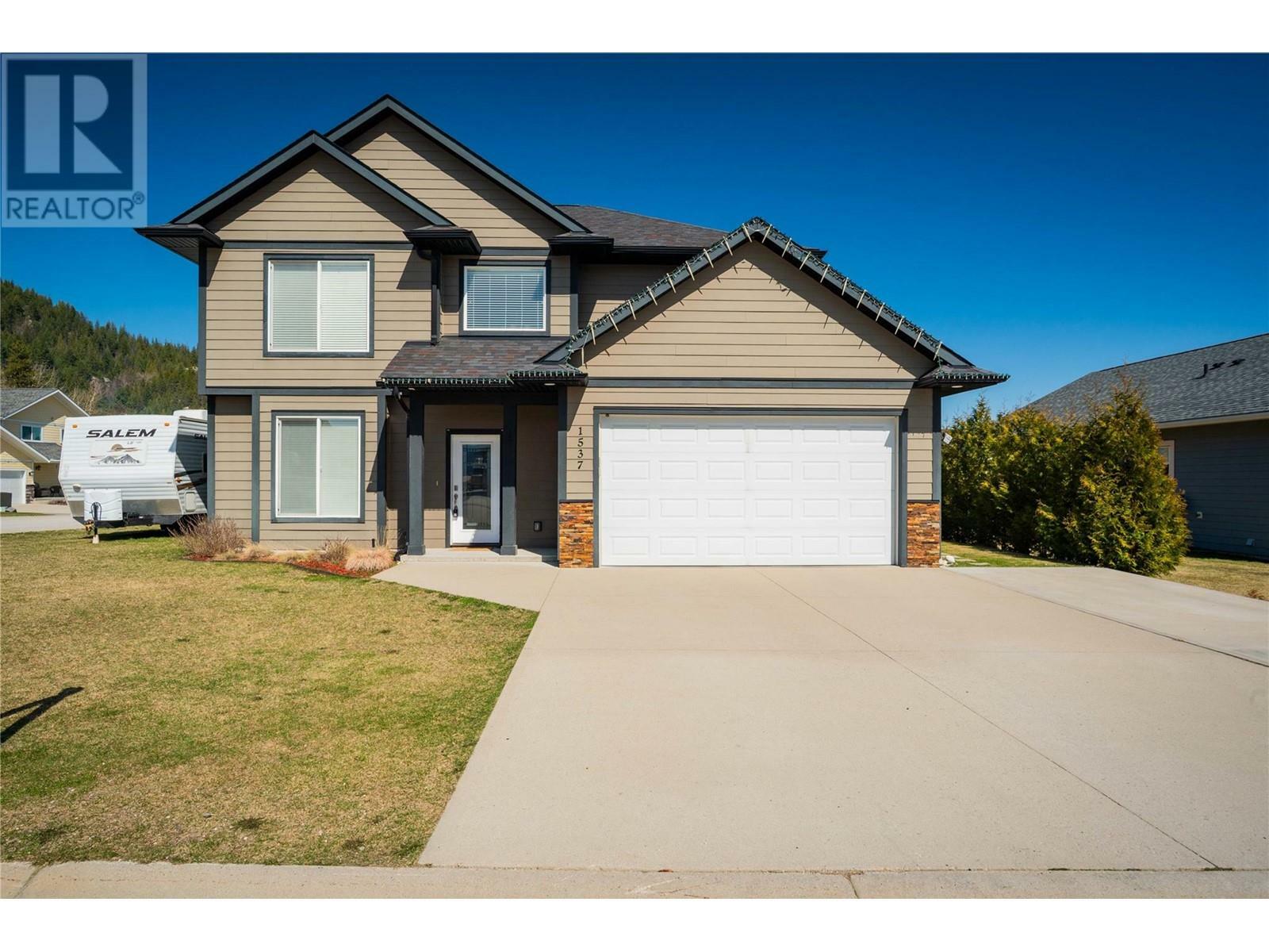 Property Photo: 1537 Rosewood Lane BC V1N 4X7
