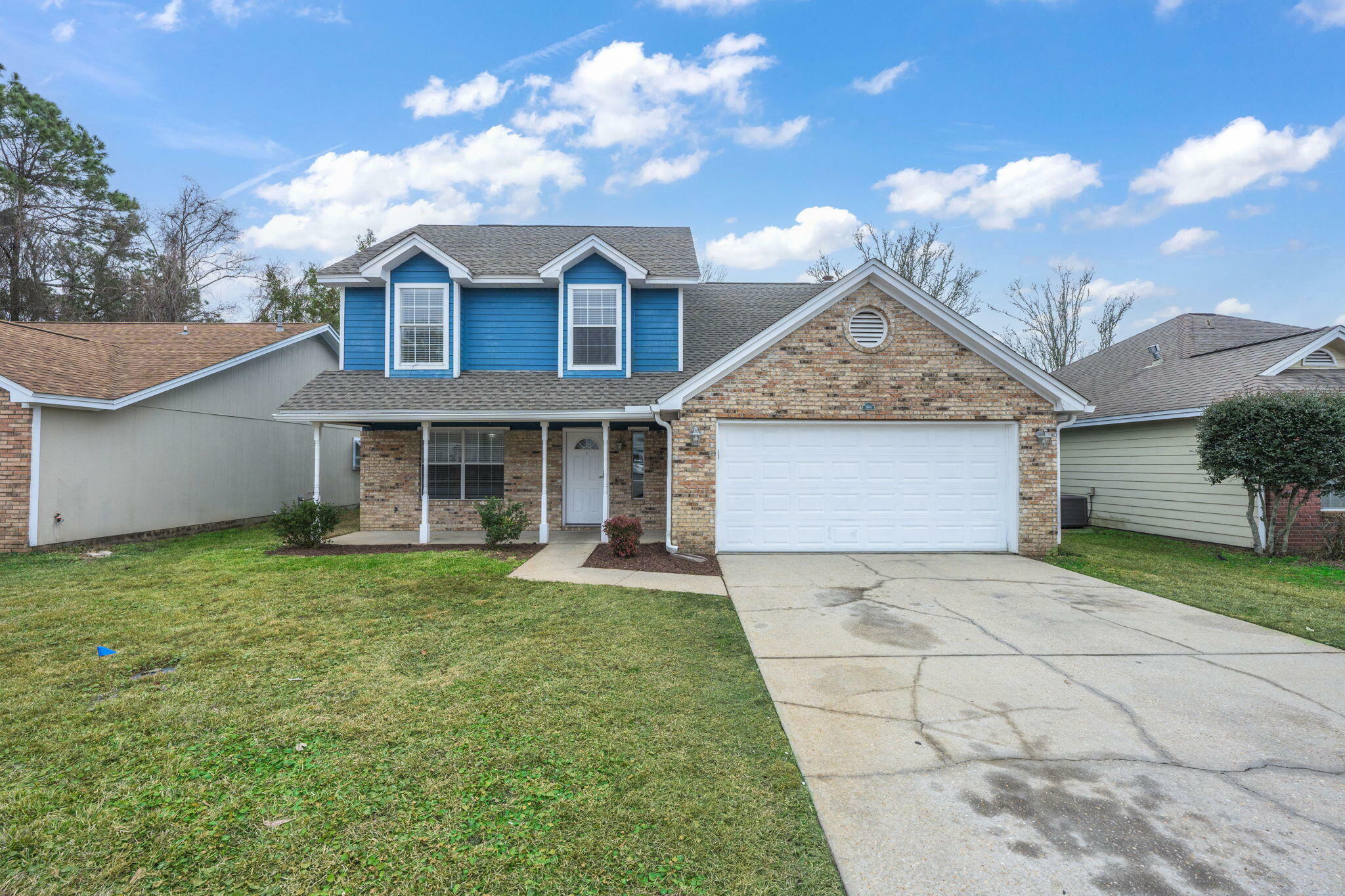 Property Photo: 1864 Whispering Oaks Lane FL 32547