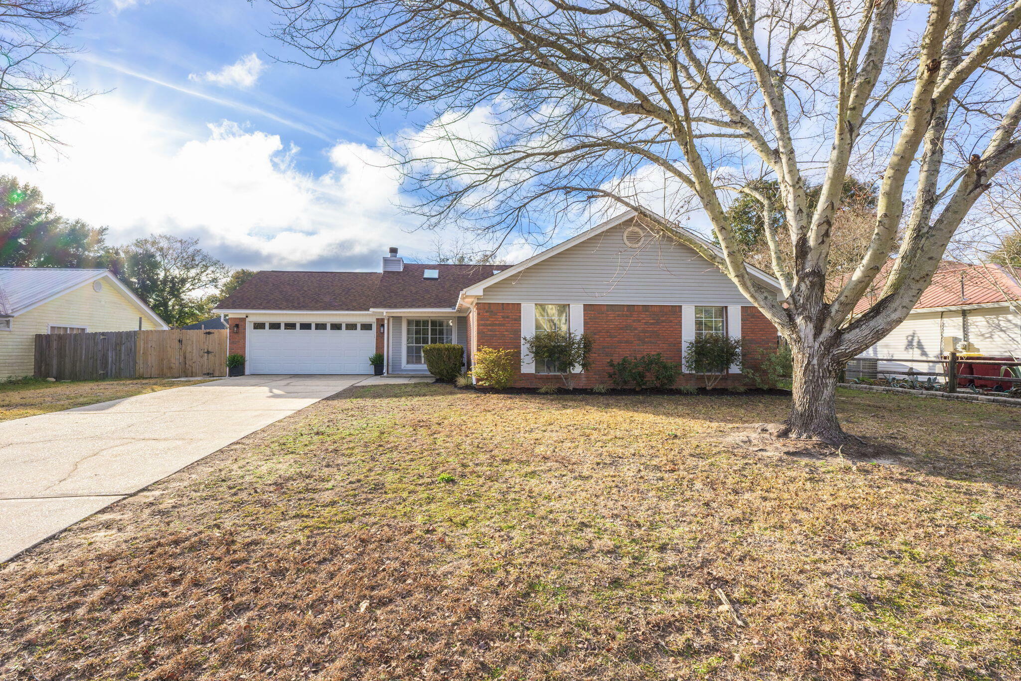 Property Photo:  24 Holly Road  FL 32539 