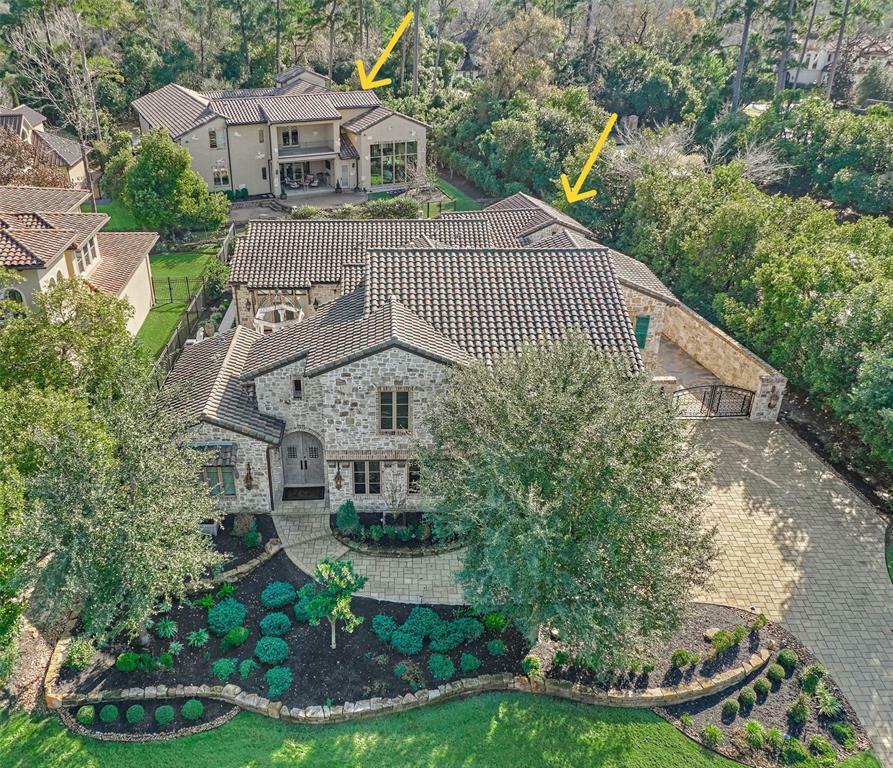 Property Photo: 2 Berkley Hall Court TX 77389