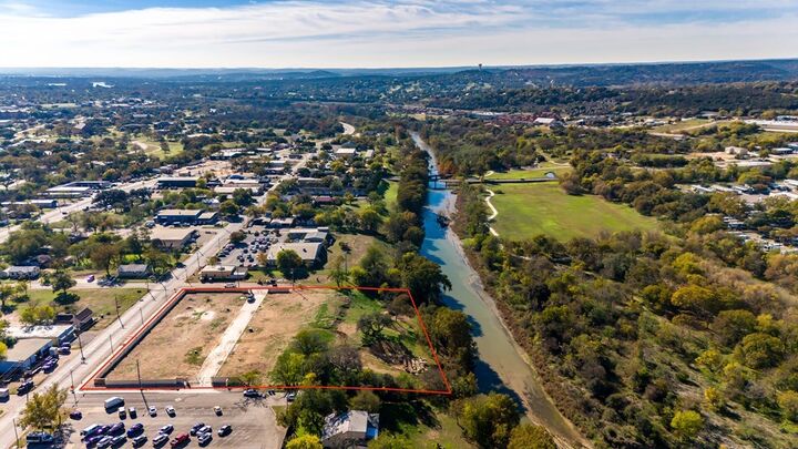 Property Photo:  1311 #14 Water St  TX 78028 