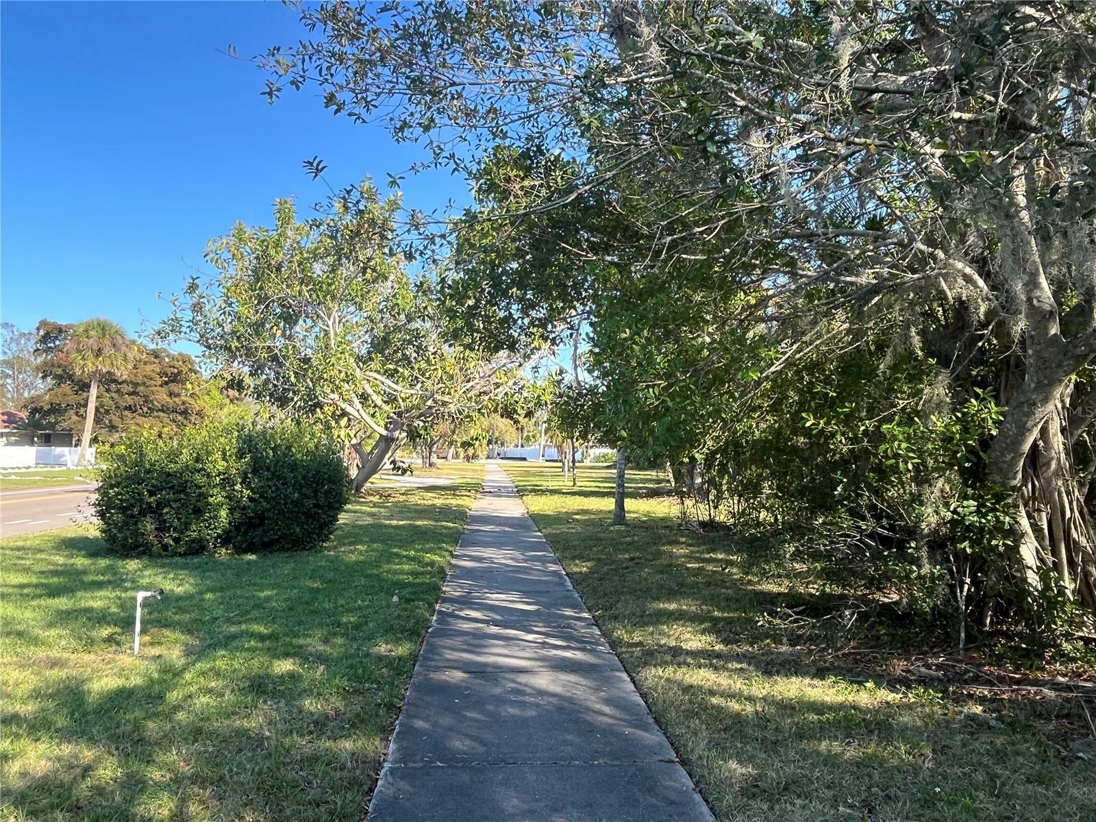 Property Photo:  2484 Ringling Boulevard  FL 34237 