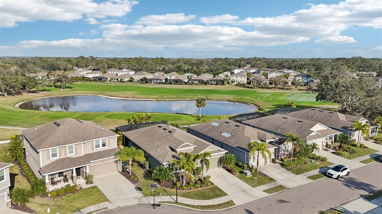 Property Photo: 7812 Birdie Bend Way FL 34241
