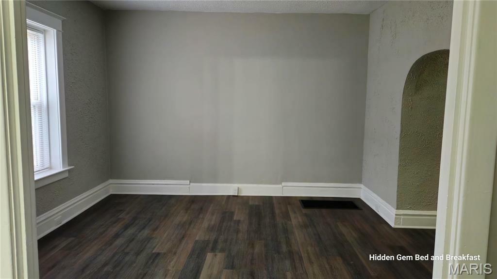 Property Photo: 6522 Bartmer MO 63130