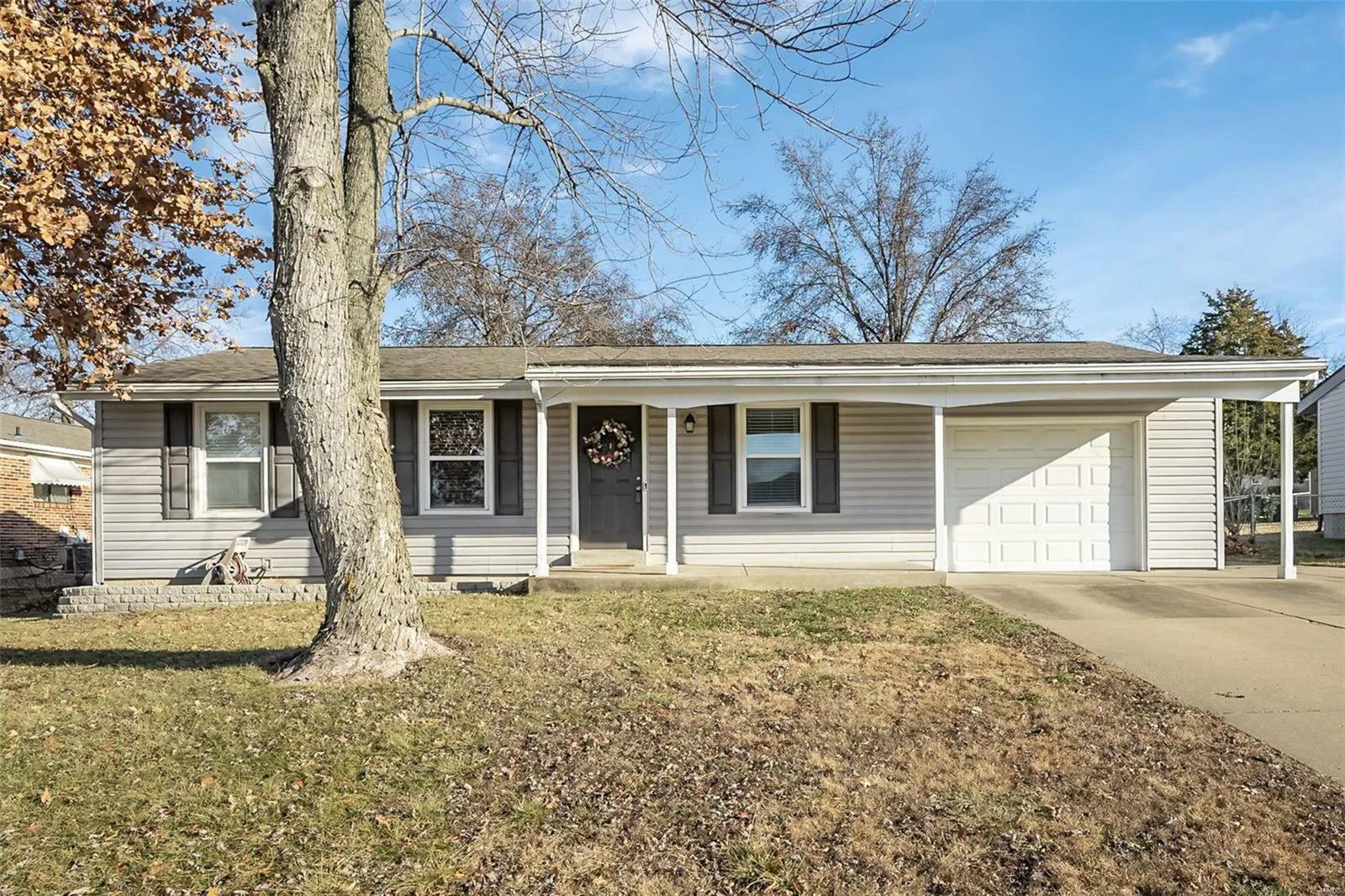 Property Photo:  1904 Pebble Brook Drive  MO 63366 