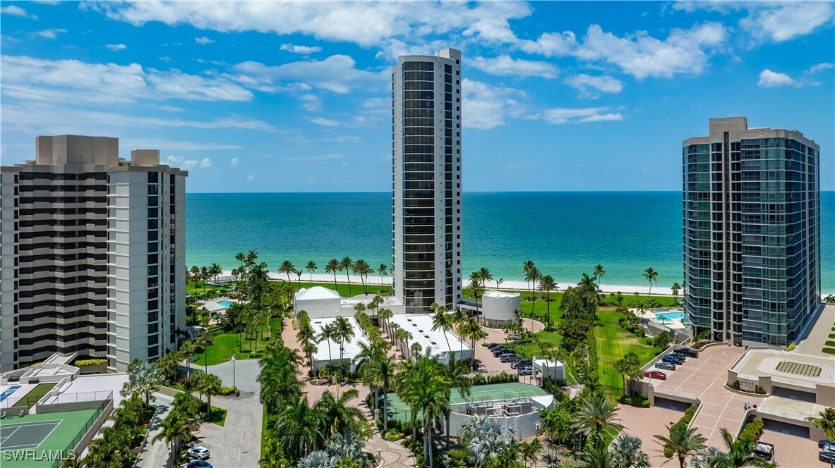 Property Photo:  4601 Gulf Shore Boulevard N 3  FL 34103 