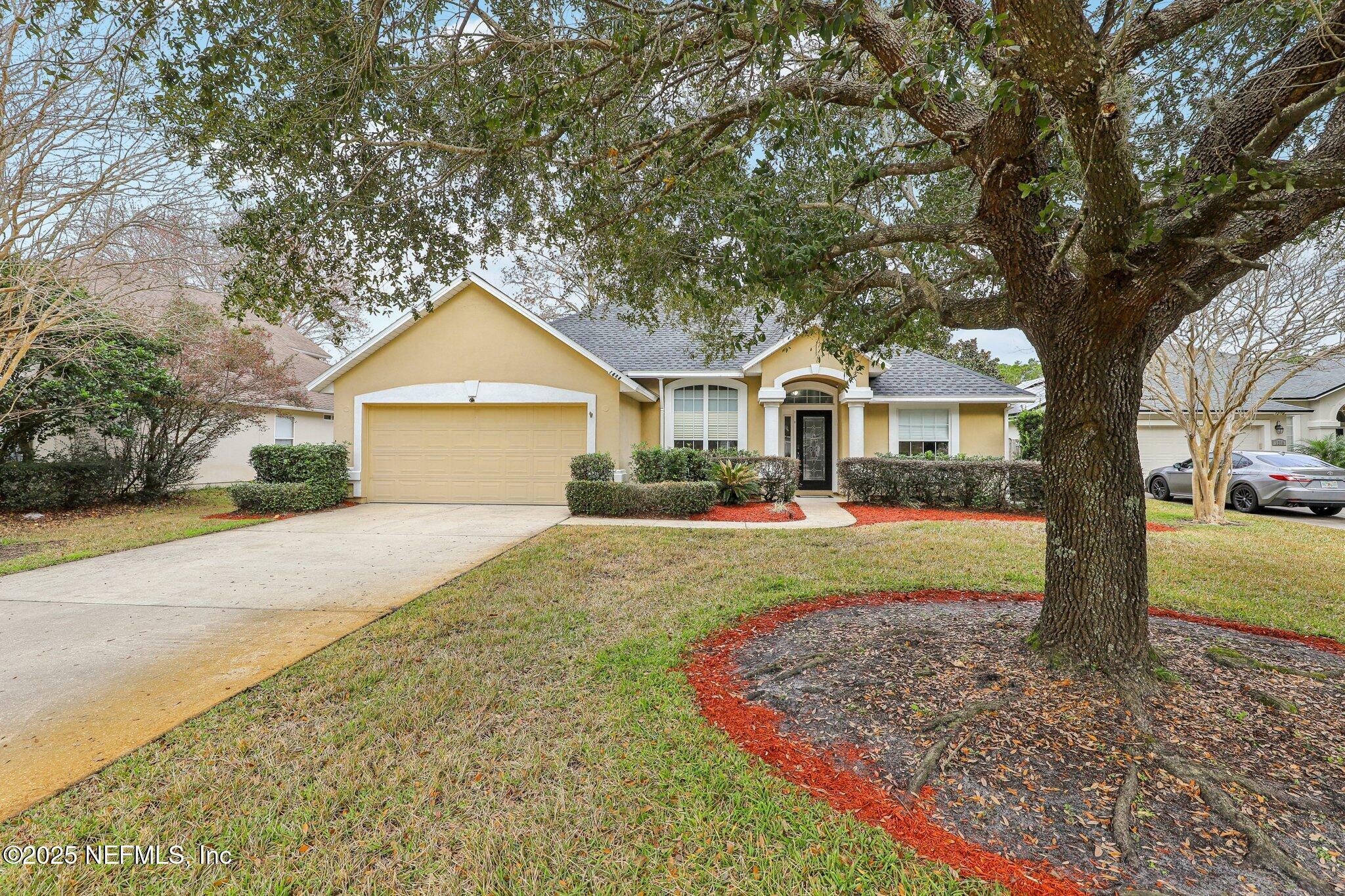 Property Photo: 1220 Belhaven Lane FL 32081