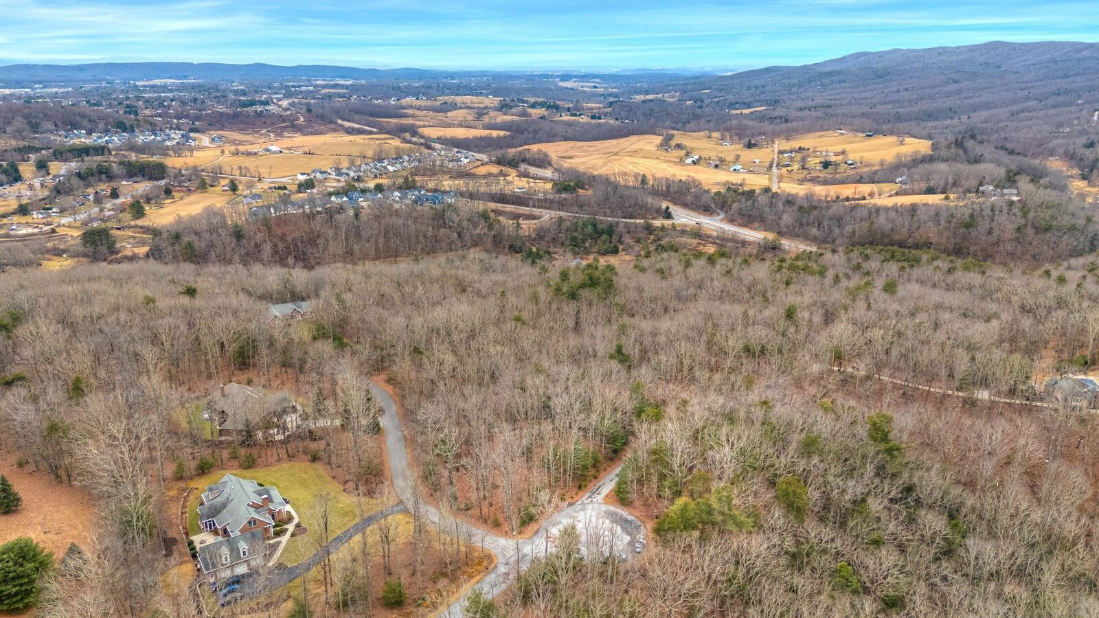Property Photo:  1262 Treetop Ridge Road  VA 24060 