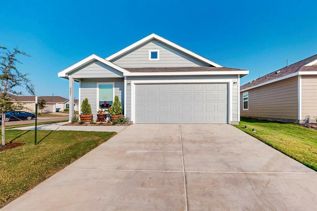 Property Photo: 4201 Cicada Court TX 75126
