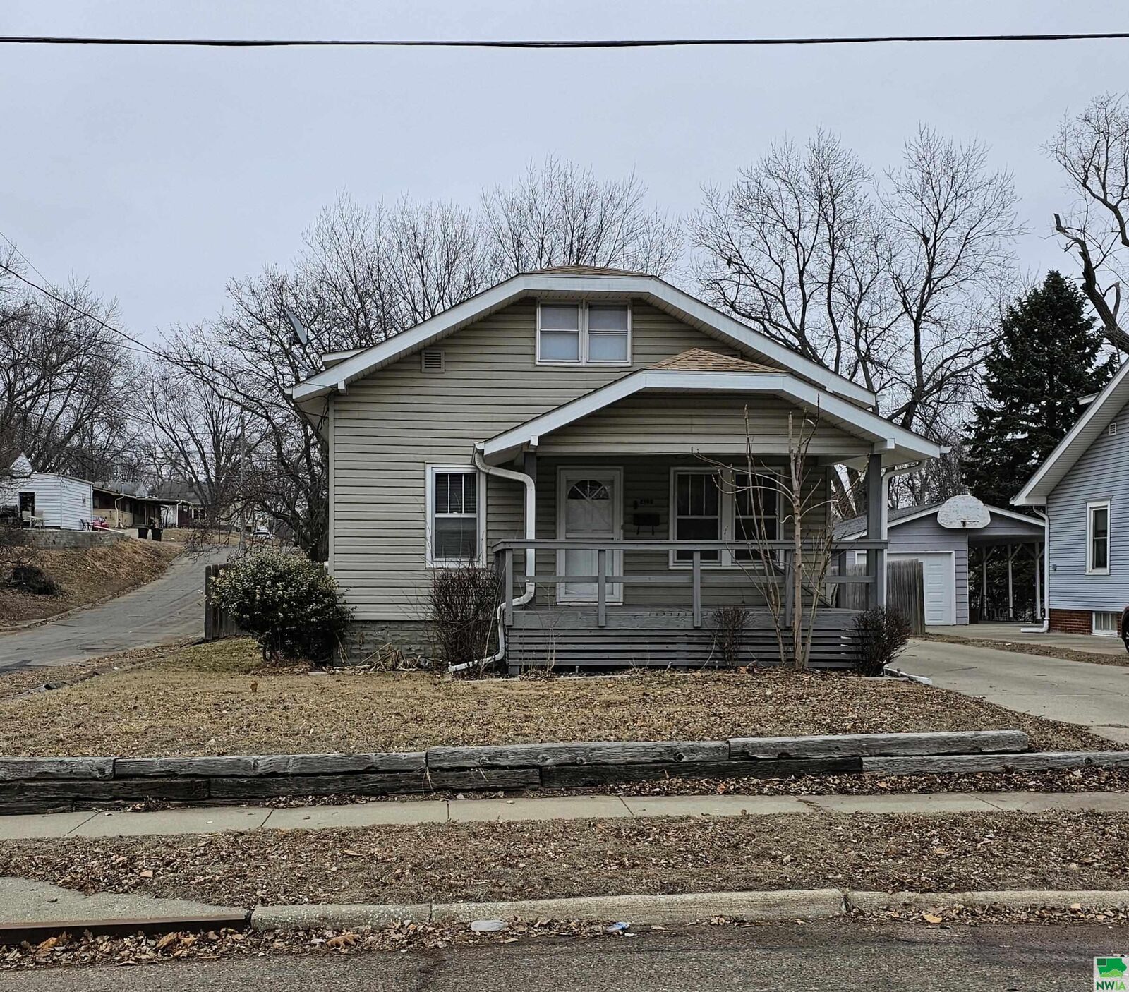 Property Photo:  2100 S Patterson St  IA 51106 