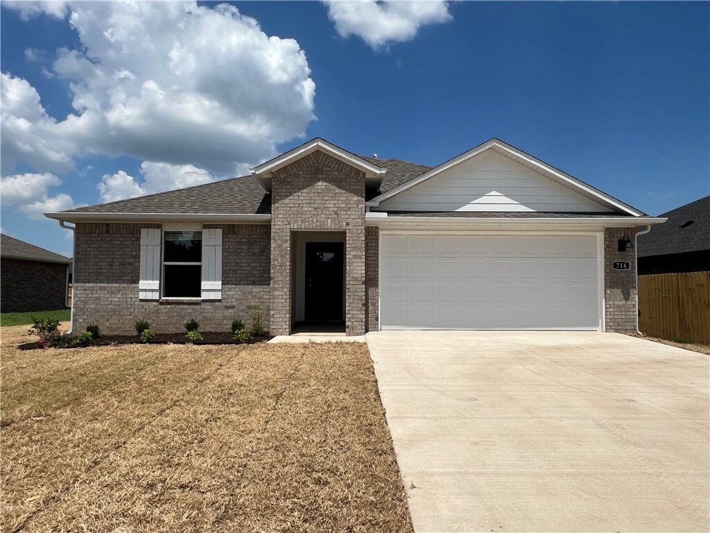Property Photo:  714 Picard Avenue  AR 72745 